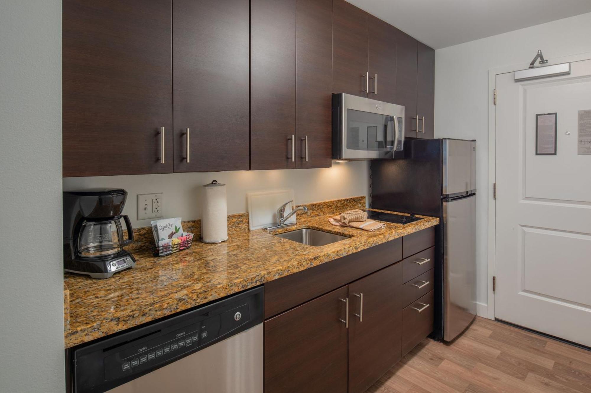 Towneplace By Marriott Buzzards Bay Hotel